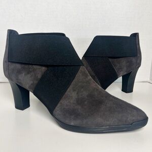 •PETER‎ KAISER• Pointed Toe Heeled Bootie in Gray Suede PK Size 8 / US 10.5